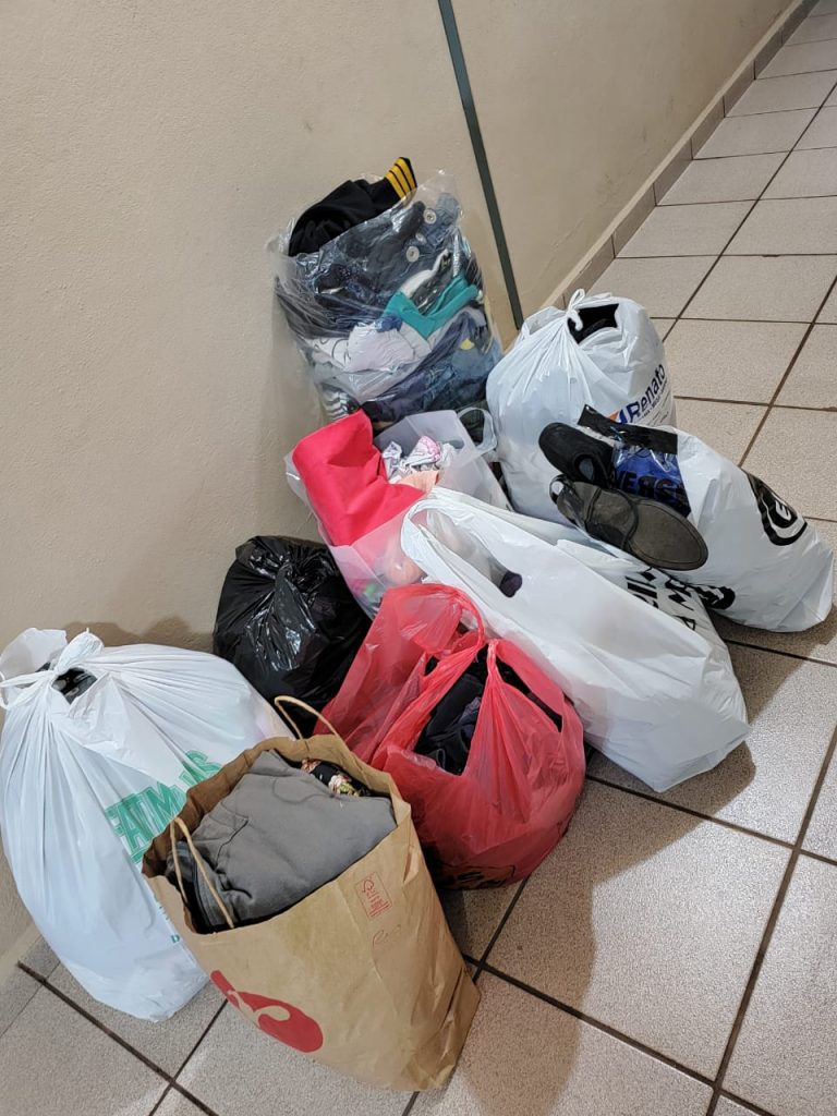 Arrecadação de Roupas – Santo Graal Nº 255